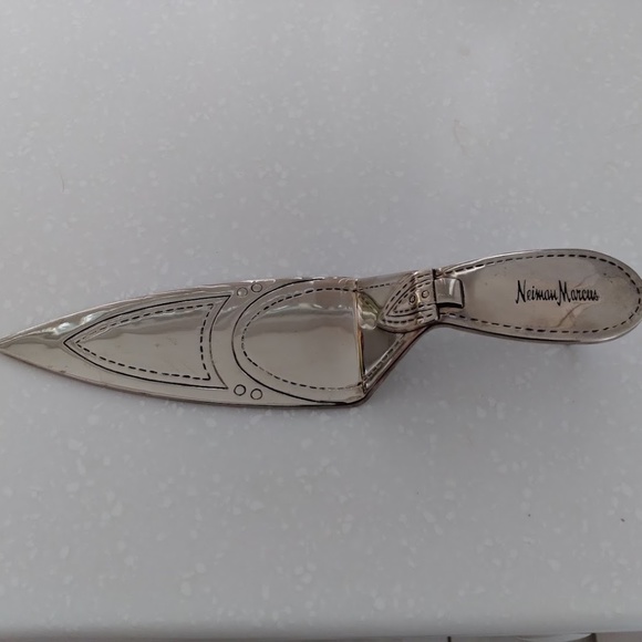 Vintage Neiman Marcus Cake Knife - Picture 1 of 6